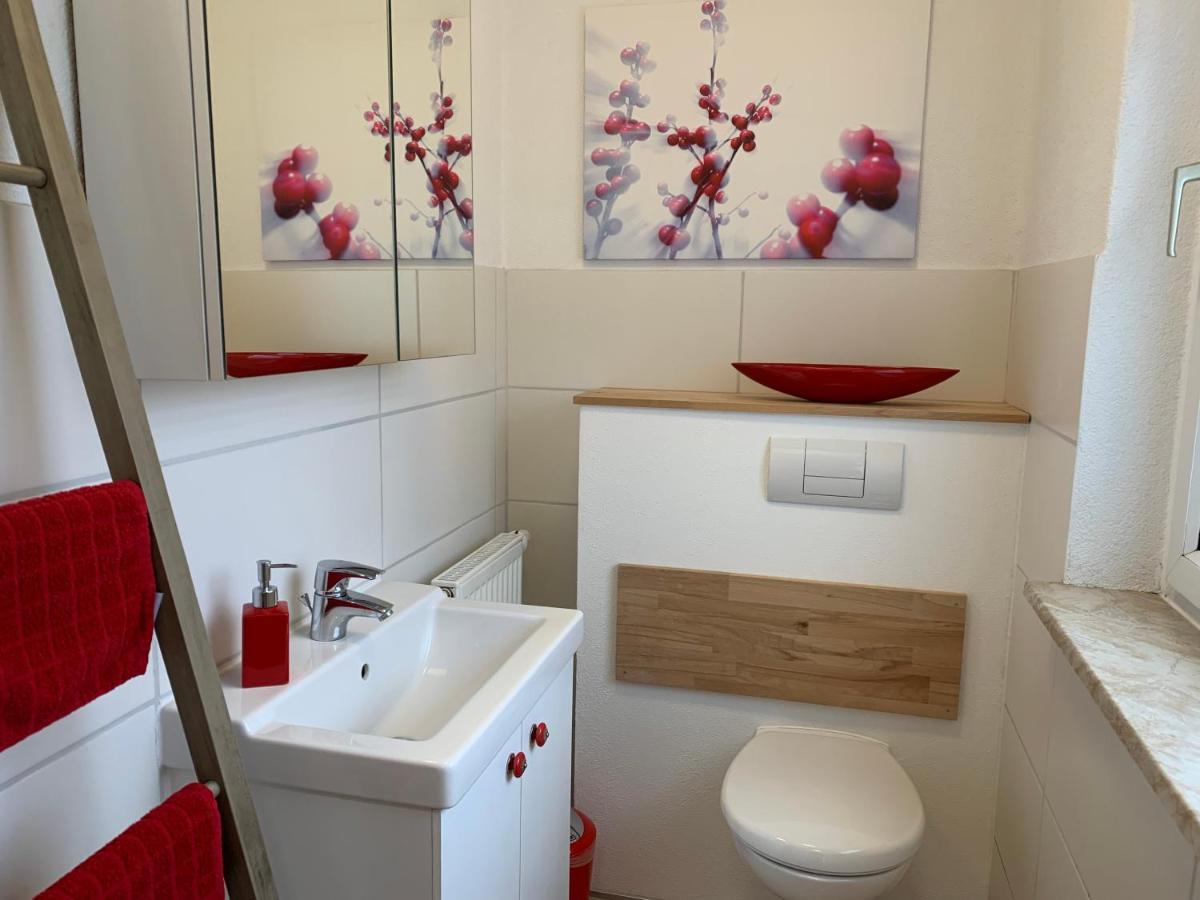 Helenes Ferienwohnung Auf Dem Bauernhof - Lausitzer Seenland Lauta Екстер'єр фото